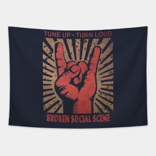 Tune up . Turn Loud Broken Social Scene Tapestry