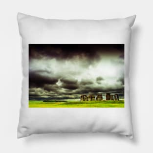 Stonehenge Wiltshire England Pillow