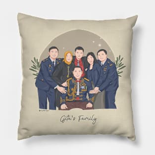 GITAS FAMILY Pillow