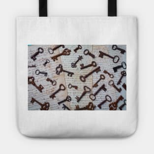 Old Letters With Rusty Skeleton Keys Tote