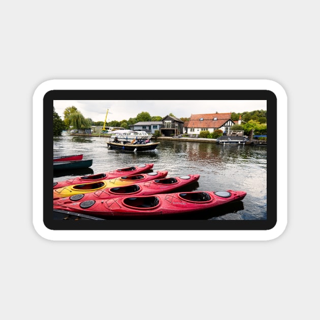 Lovely day Henley on Thames, Oxford, England UK Magnet by fantastic-designs