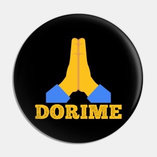 DORIME Prayer Emoji Pin