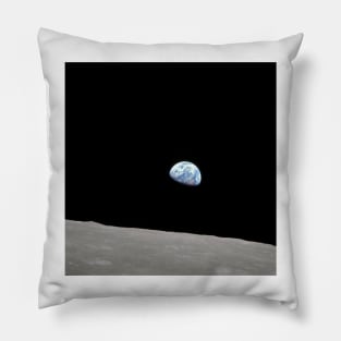 Earthrise over Moon, Apollo 8 (S380/0337) Pillow