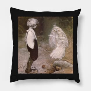 The Fairy Princess (1905 - John Bauer) Pillow