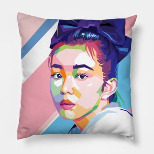 irene red velvet Pillow