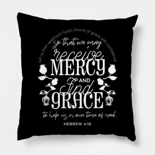 Hebrew 4:16 quotes with floral art black ver Pillow