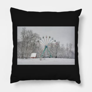 Old observation wheel in the snowy park Pillow