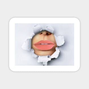 Marrone Lips Ripped Magnet