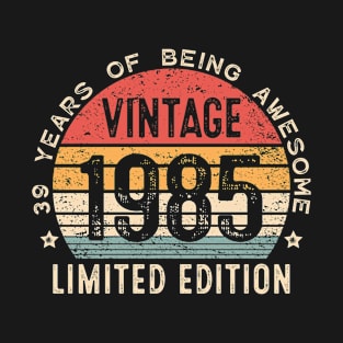 Vintage 1985 39th Birthday Gifts 39 Years Old T-Shirt