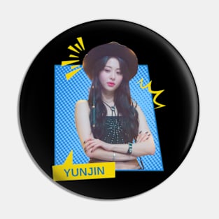 Yunjin Le Sserafim Comic Pin