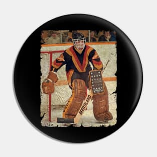 Glen Hanlon, 1978 in Vancouver Canucks (3.57 GAA) Pin