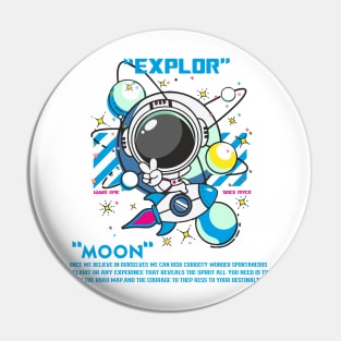 DISCOVER THE MOON Pin