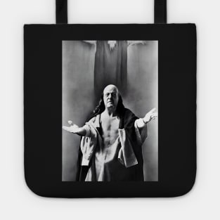 Black and White Cyberpunk Aleister Crowley The Christ of Thelema painted in a Surrealist and Impressionist style Tote