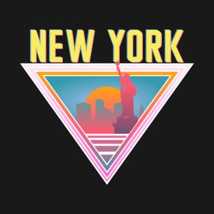 New York City Skyline Silhouette Sunrise Retro 80's / 90's Vaporwave Aesthetics - Bright Vintage Design For Sunny Summer Days T-Shirt