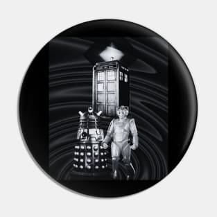 vintage black and white  tardis dr who Pin