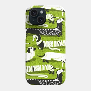 Spooktacular long dachshunds // pattern // bahia green background mummy ghost and skeleton dogs Phone Case