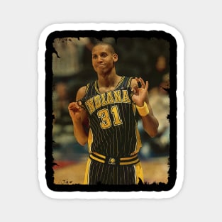 Reggie Miller - Vintage Design Of Basketball Magnet