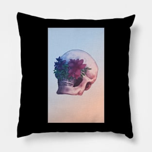 The skull of beautiful Pillow