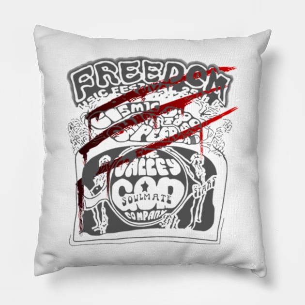 cry of fear freedom Pillow by Riyansa