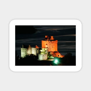 Eilean Donan Castle , Scotland Magnet