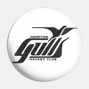 Defunct Hampton Gulls Hockey Club 1974 Pin