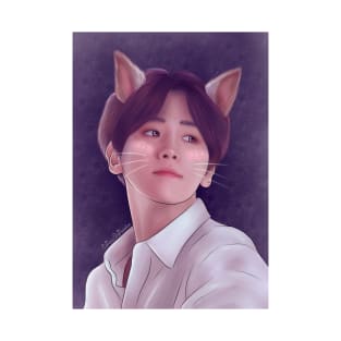 Kitten Baek T-Shirt