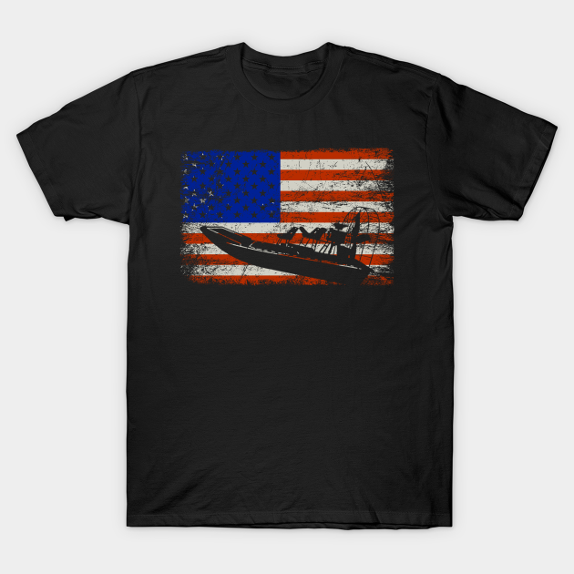 Discover Airboat Shirt For Men Women Airboat US Flag Patriotic Hydroplane Funny 4th Of July Gift For Women Men - Funny Gift For Airboat Lovers - T-Shirt