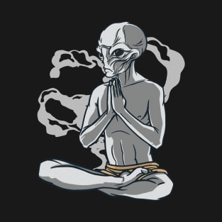 Alien Meditation T-Shirt I Vintage Aliens UFO Day T-Shirt