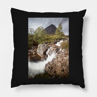 Buckle Coupall Fall Pillow