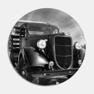 1935 Ford Classic Pickup V4 Pin