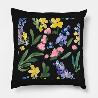 Floral Seamless Pattern 1 Pillow