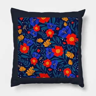 Colorful tropical floral pattern Pillow