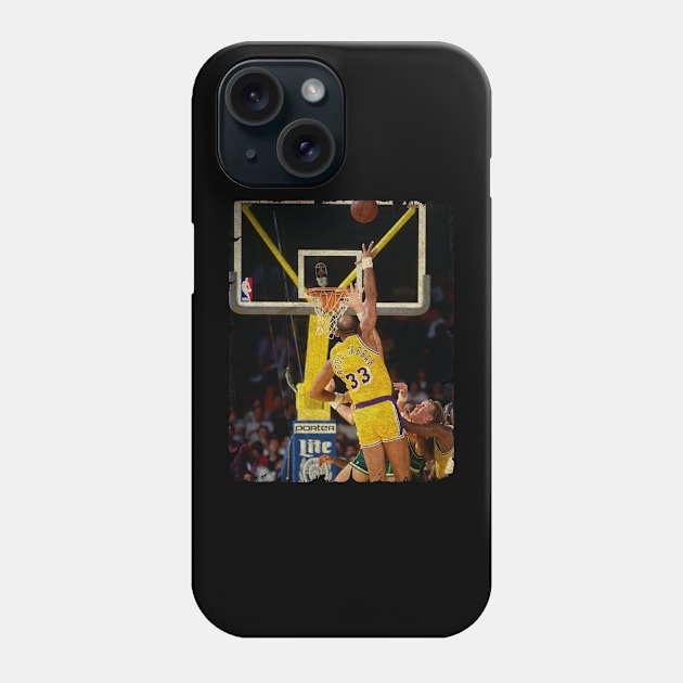 ABDUL-JABBAR #33 Phone Case by Wendyshopart