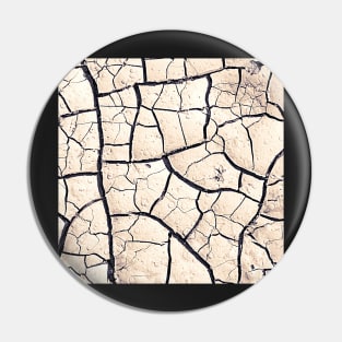 Cracked Pattern Pin