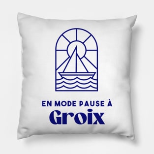 Ile de Groix in break mode - Brittany Morbihan 56 Sea Holidays Beach Pillow