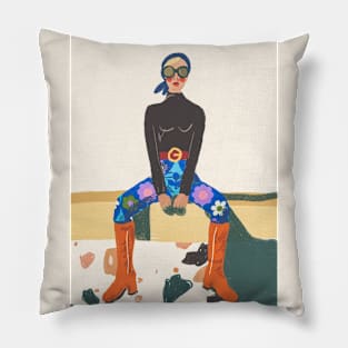 Retro girl Pillow