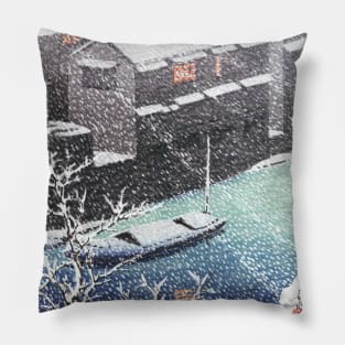 Snow on Ochanomizu by Kawase Hasui Pillow