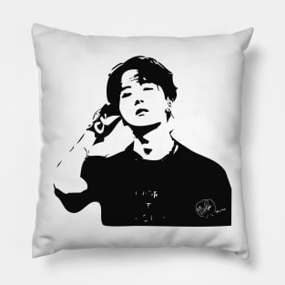 BTS JHope ,94 J-HOPE back T-Shirt Pillow