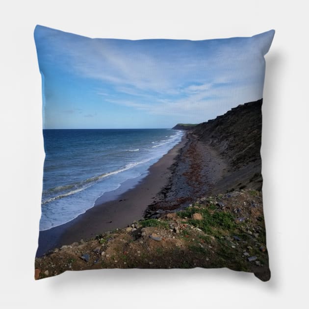 Irish Sea 01 Pillow by Kyarwon