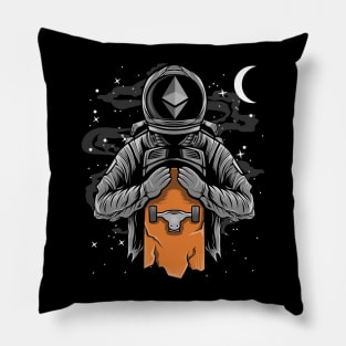 Astronaut Skate Ethereum Crypto ETH Coin To The Moon Crypto Token Cryptocurrency Wallet Birthday Gift For Men Women Kids Pillow