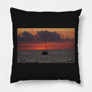 Alcudia beach sun rise 2019 Pillow