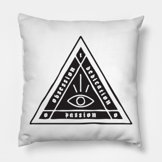 triangle eye triangle pillow