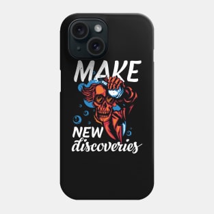 Make New Discoveries Skull Mad Scientist or Chemist Phone Case