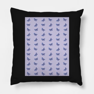 Watercolor Butterfly Pattern with violet background Pillow