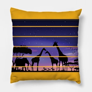 Savanne bei Nacht in Afrika Pillow