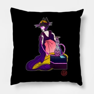 Bijinga - Futuristic woman and shisha Pillow