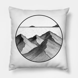 Ocean inside a circle Pillow