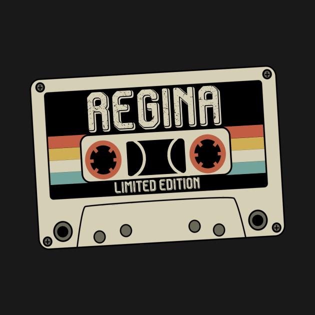 Regina - Limited Edition - Vintage Style by Debbie Art