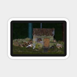 The wood mouse in the Little house Magnet