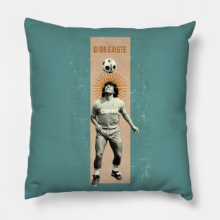 Maradona - Dios Existe Pillow